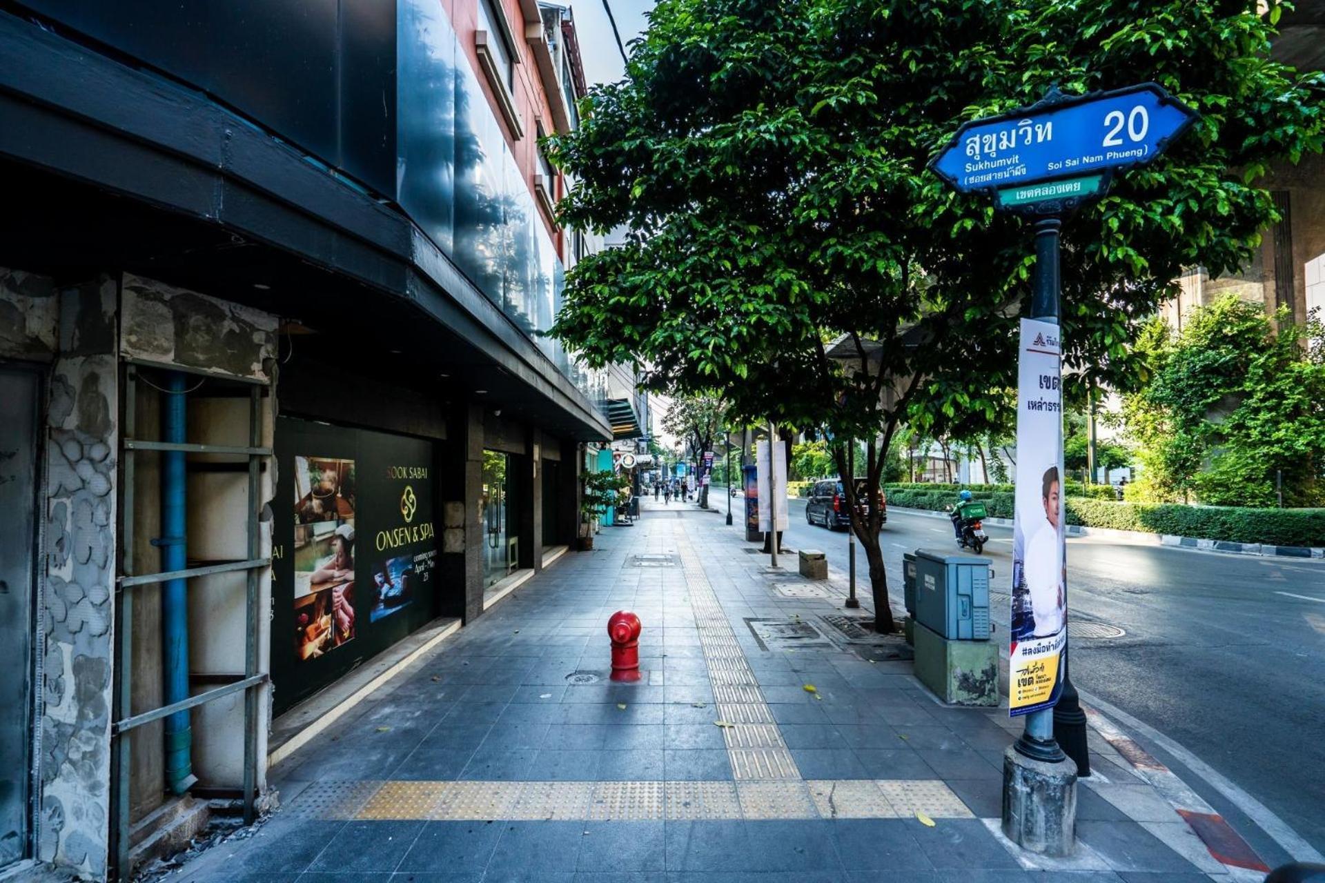 โกอินน์ สีลม - สถานีรถไฟฟ้าเซนต์หลุยส์ Go Inn Silom - Bts Saint Louis Бангкок Экстерьер фото