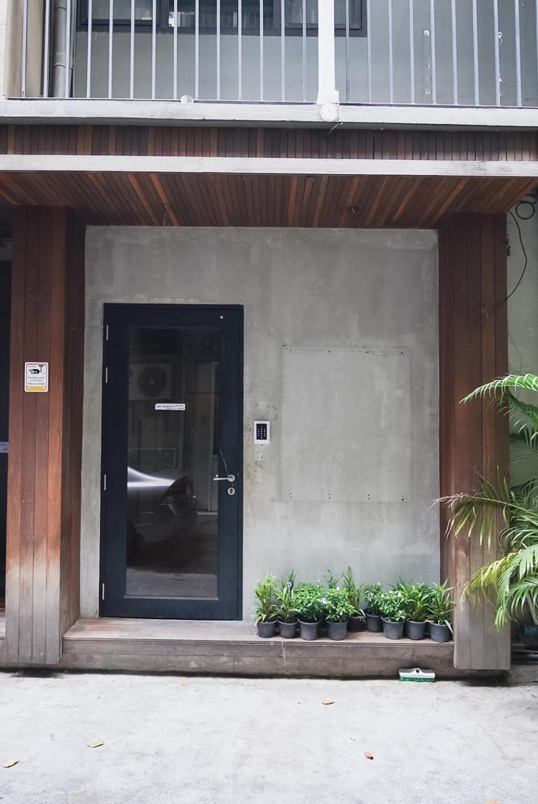 โกอินน์ สีลม - สถานีรถไฟฟ้าเซนต์หลุยส์ Go Inn Silom - Bts Saint Louis Бангкок Экстерьер фото